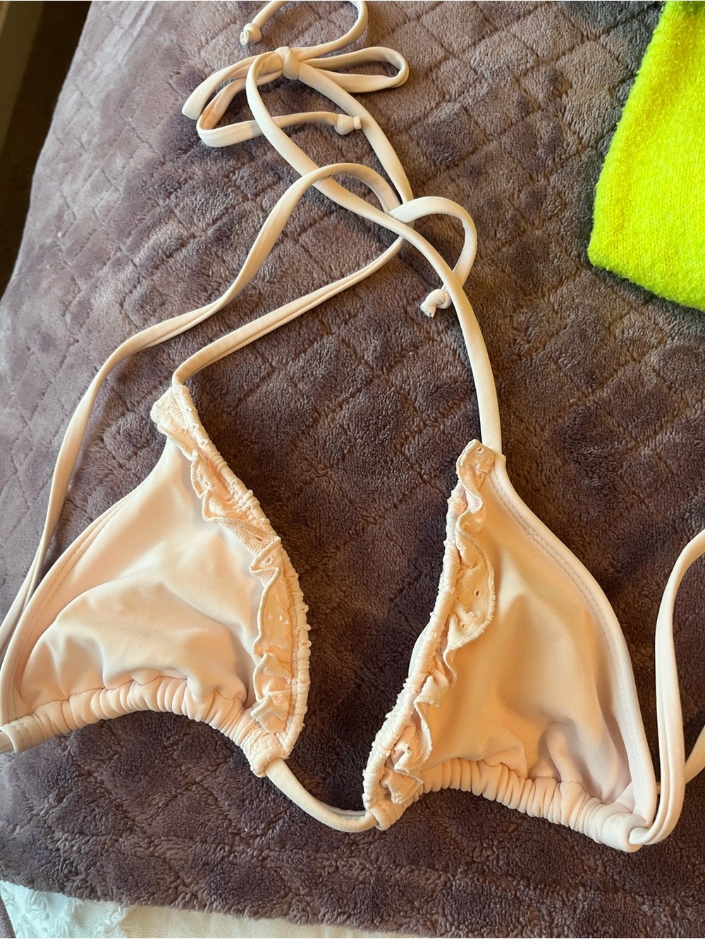 PacSun Cream Ruffle Triangle Bikini - Picture 1 of 5